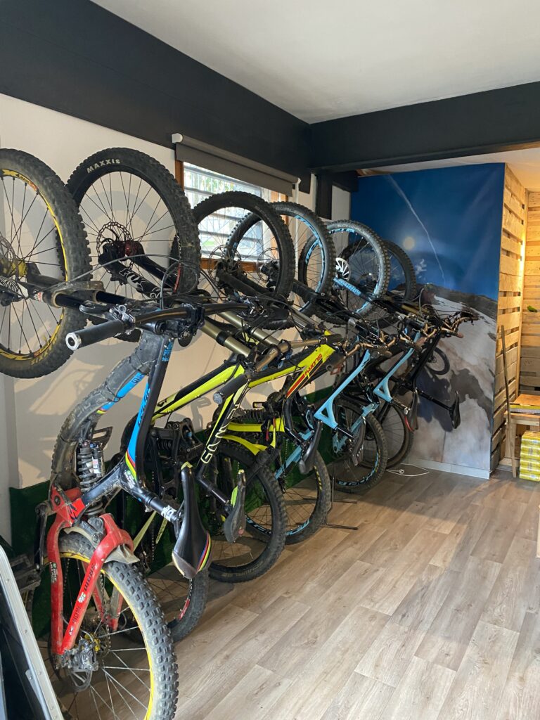 Tienda alquiler de bicicletas en Panticosa
